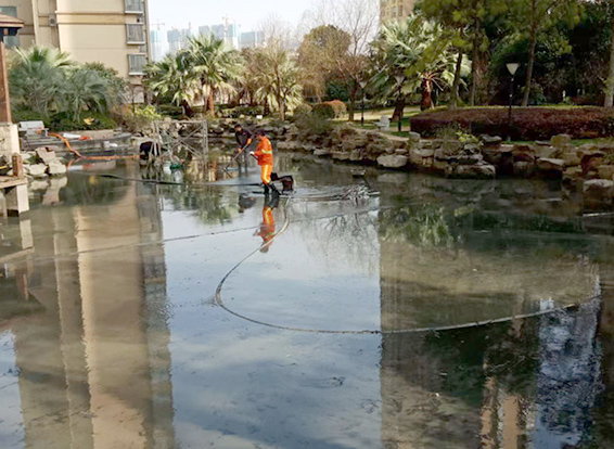 开江景观池淤泥清理